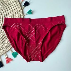 Victoria's Secret Seamless Bikini Panty Red Shimmer Lacquer Logo Plaid XS NEW